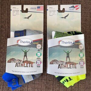 THORLOS OUTDOOR ATHLETE Bundle of 2 UNISEX Small QUARTER CREW SOCKS Blue Yellow